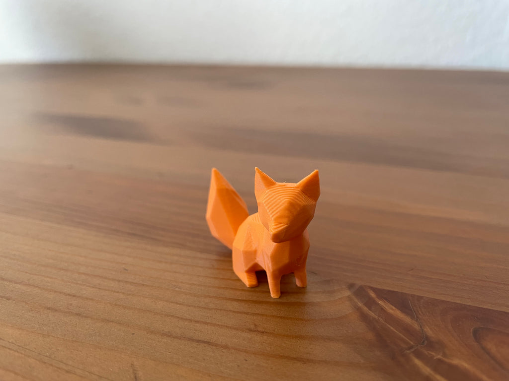 3D-Druck Fuchs orange im Stil "low poly"